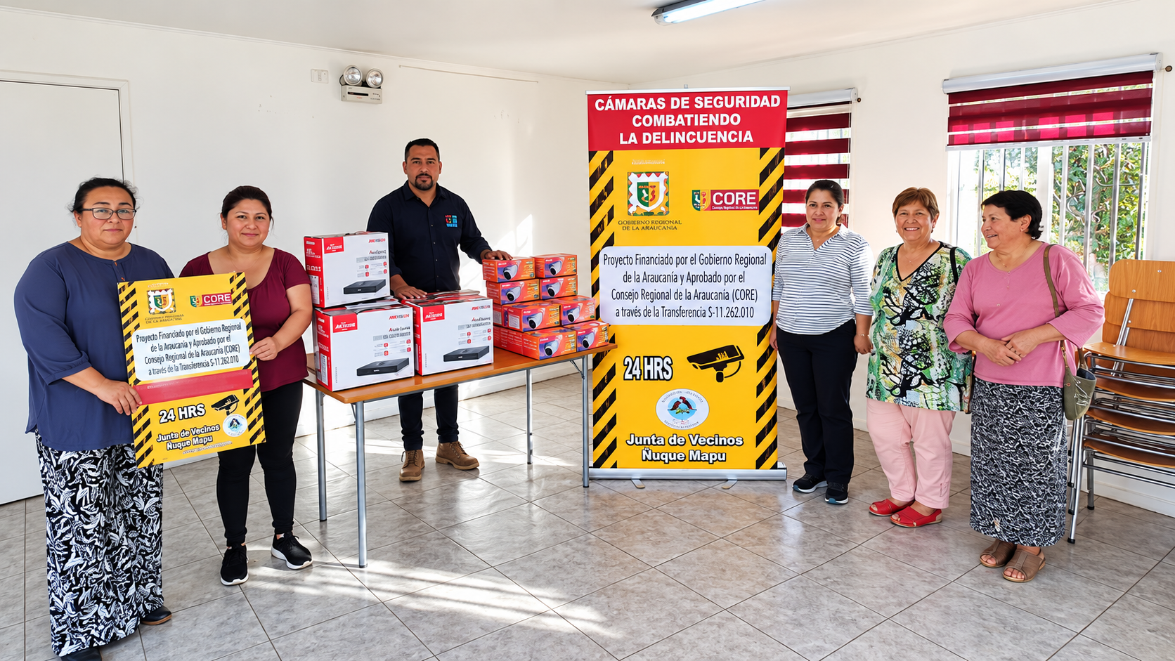 Entrega de equipamiento en actividad comunitaria
